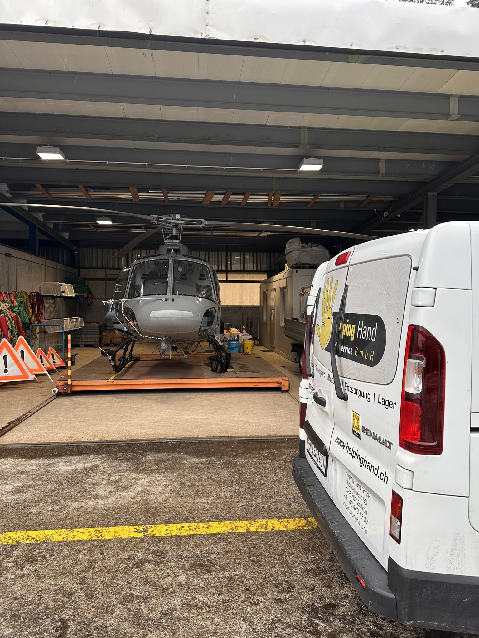 Helikopter Umzug Alpen